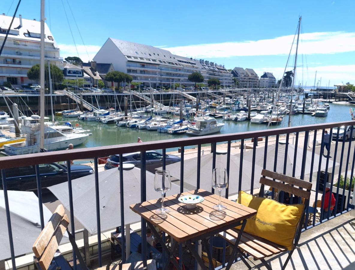 Detente Et Vue Sur Le Port Au Pouliguen Le Pouliguen Exterior foto